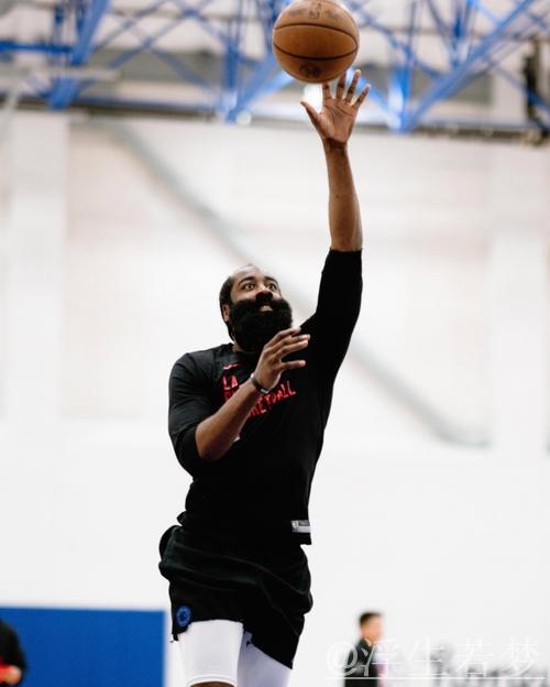 小乔丹封盖哈登,莫里快攻战斧扣篮 小乔丹封盖哈登,莫里快攻战斧扣篮